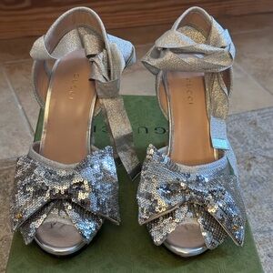 Perfect condition Gucci sandals,worn once